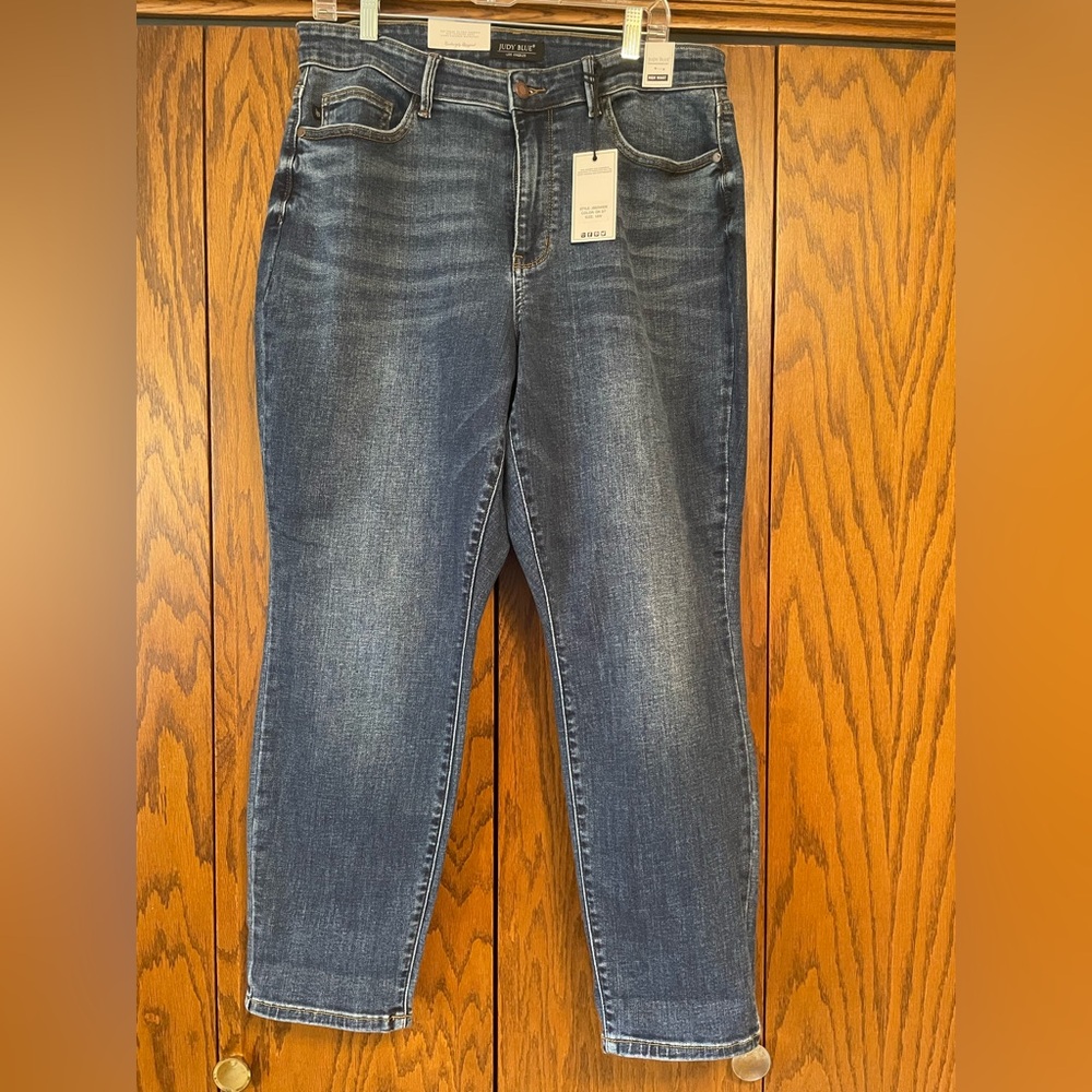 Judy Blue Skinny Blue Jeans Distressed Style